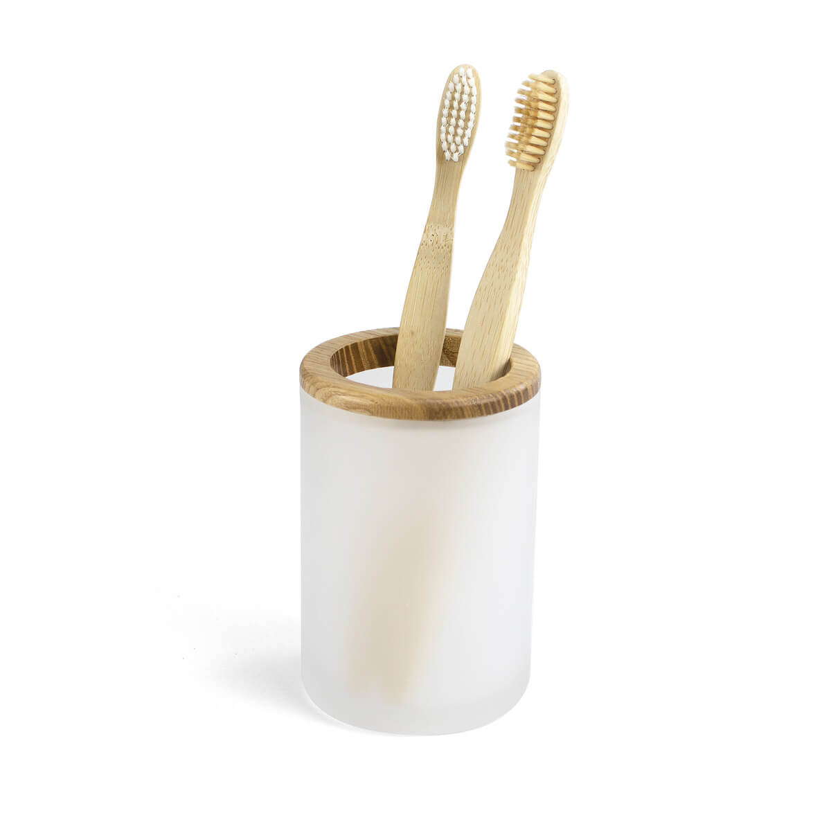 Vaso portacepillos de baño de cristal mate y madera con dos cepillos de dientes de bambú